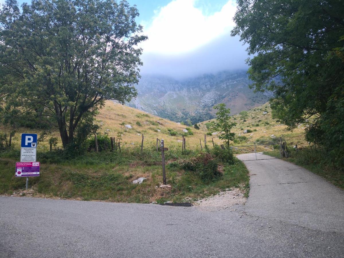 Mountain Lodge Forte Emilia Kobarid Buitenkant foto